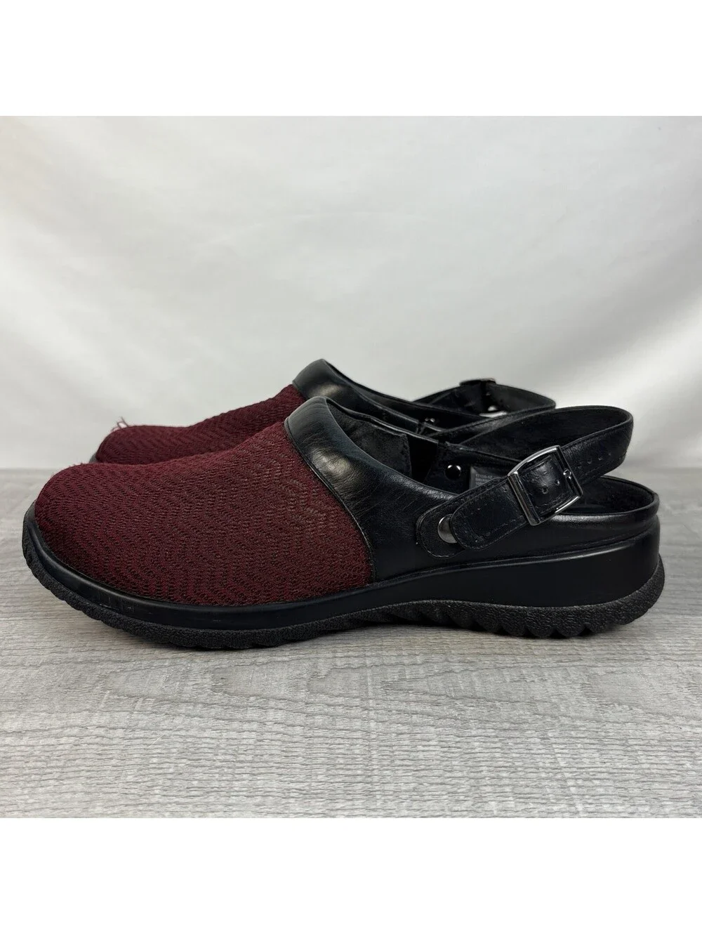 Drew Savannah Women's Orthopedic Clog Burgundy Wavy Stretch 11